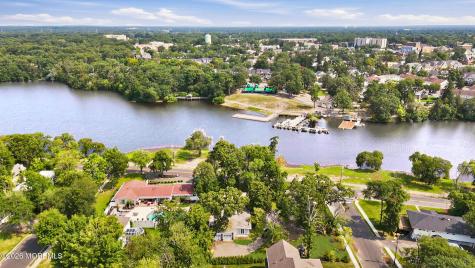 408 S Lake Drive Lakewood NJ 08701