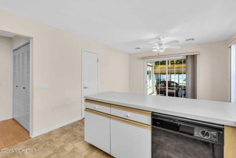 5 Vienna Drive Toms River NJ 08757