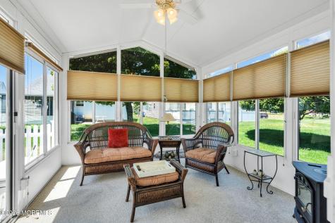 5 Vienna Drive Toms River NJ 08757