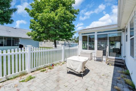 5 Vienna Drive Toms River NJ 08757