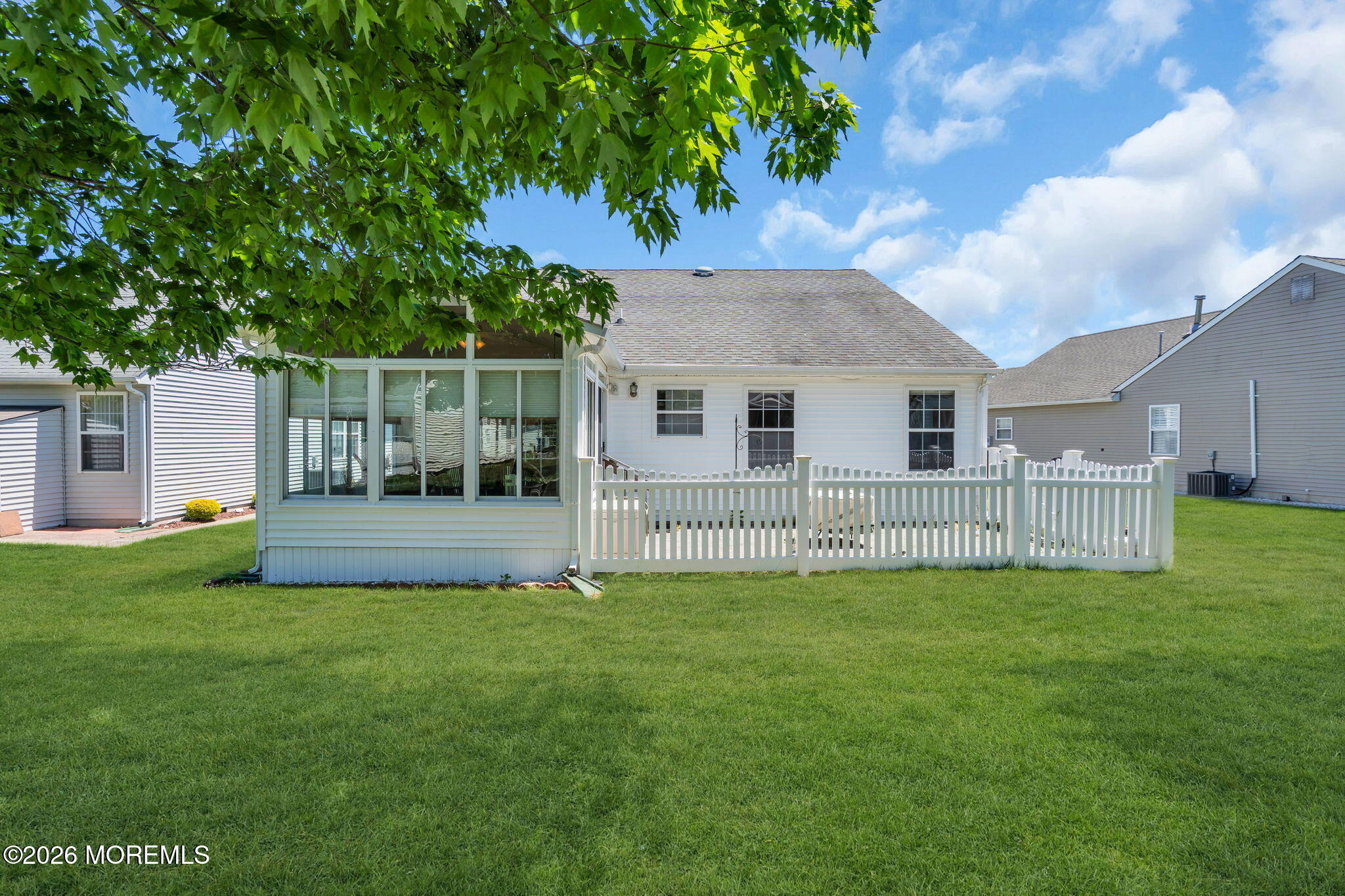 5 Vienna Drive Toms River NJ 08757