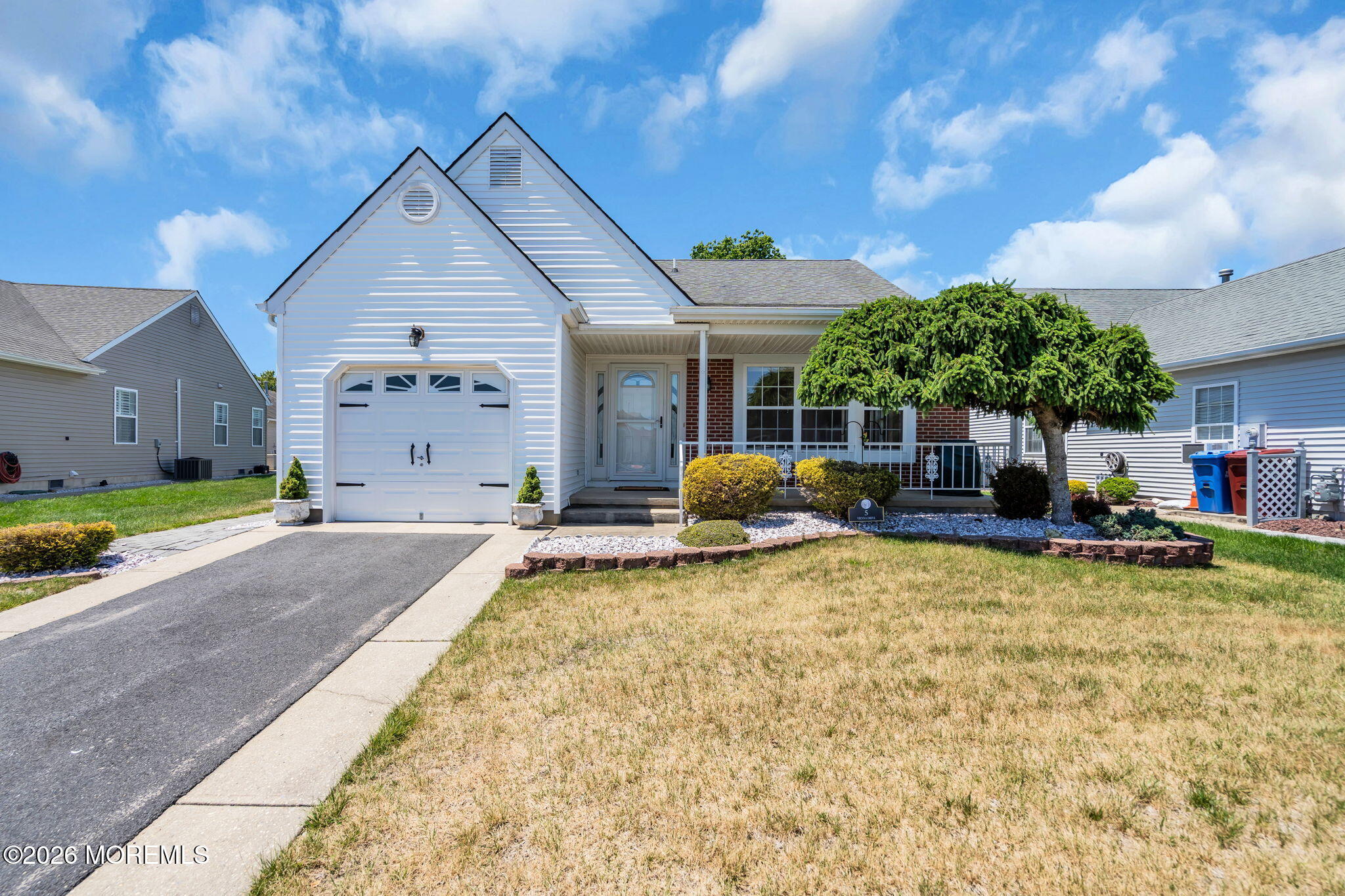5 Vienna Drive Toms River NJ 08757