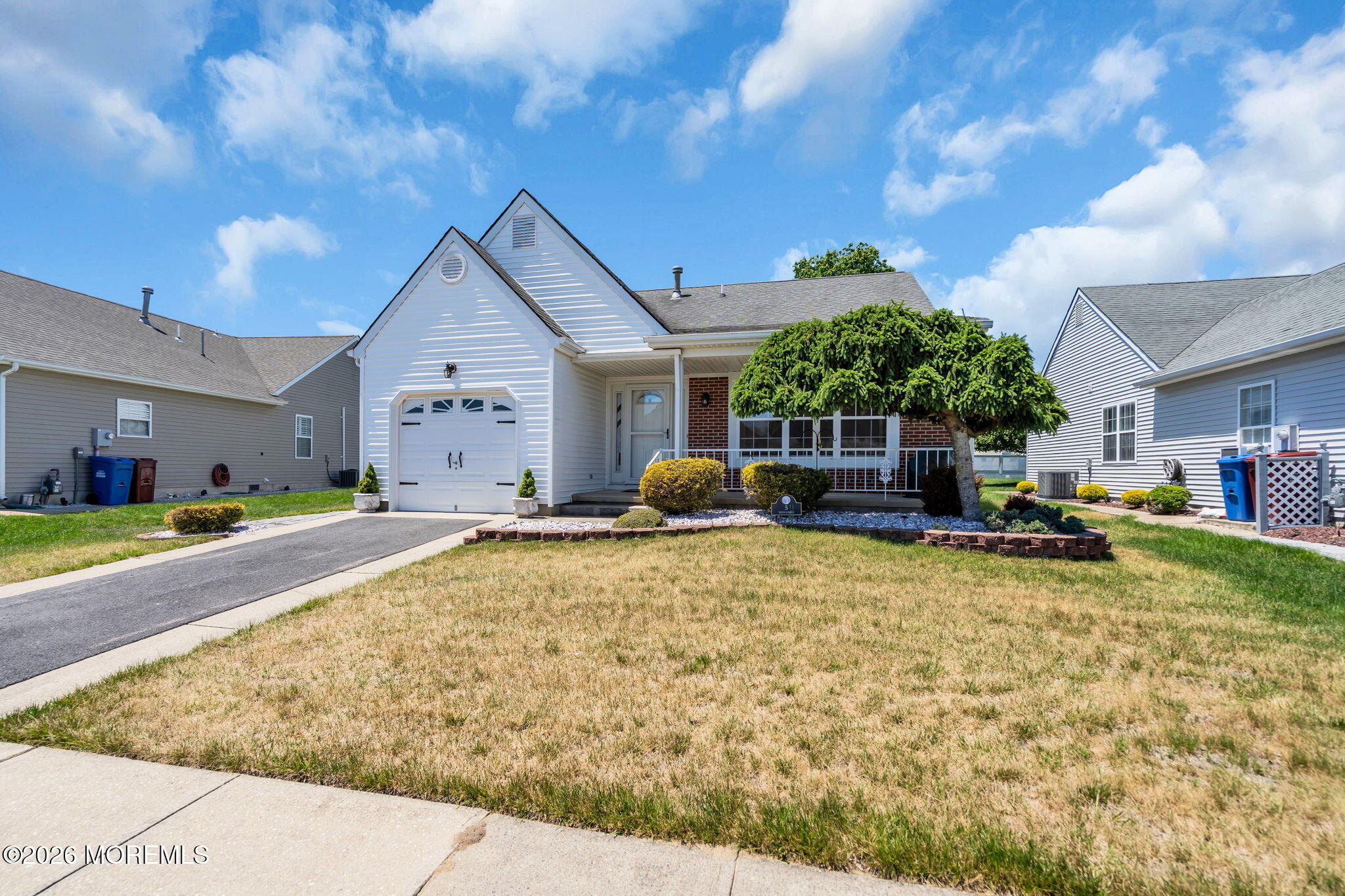 5 Vienna Drive Toms River NJ 08757