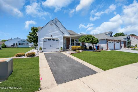 5 Vienna Drive Toms River NJ 08757
