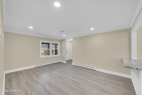 111B Edinburgh Lane Lakewood NJ 08701