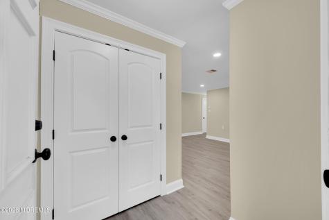 111B Edinburgh Lane Lakewood NJ 08701