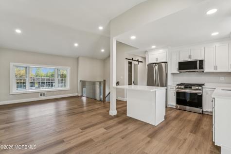 886 Raleigh Drive Toms River NJ 08753