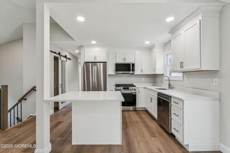 886 Raleigh Drive Toms River NJ 08753