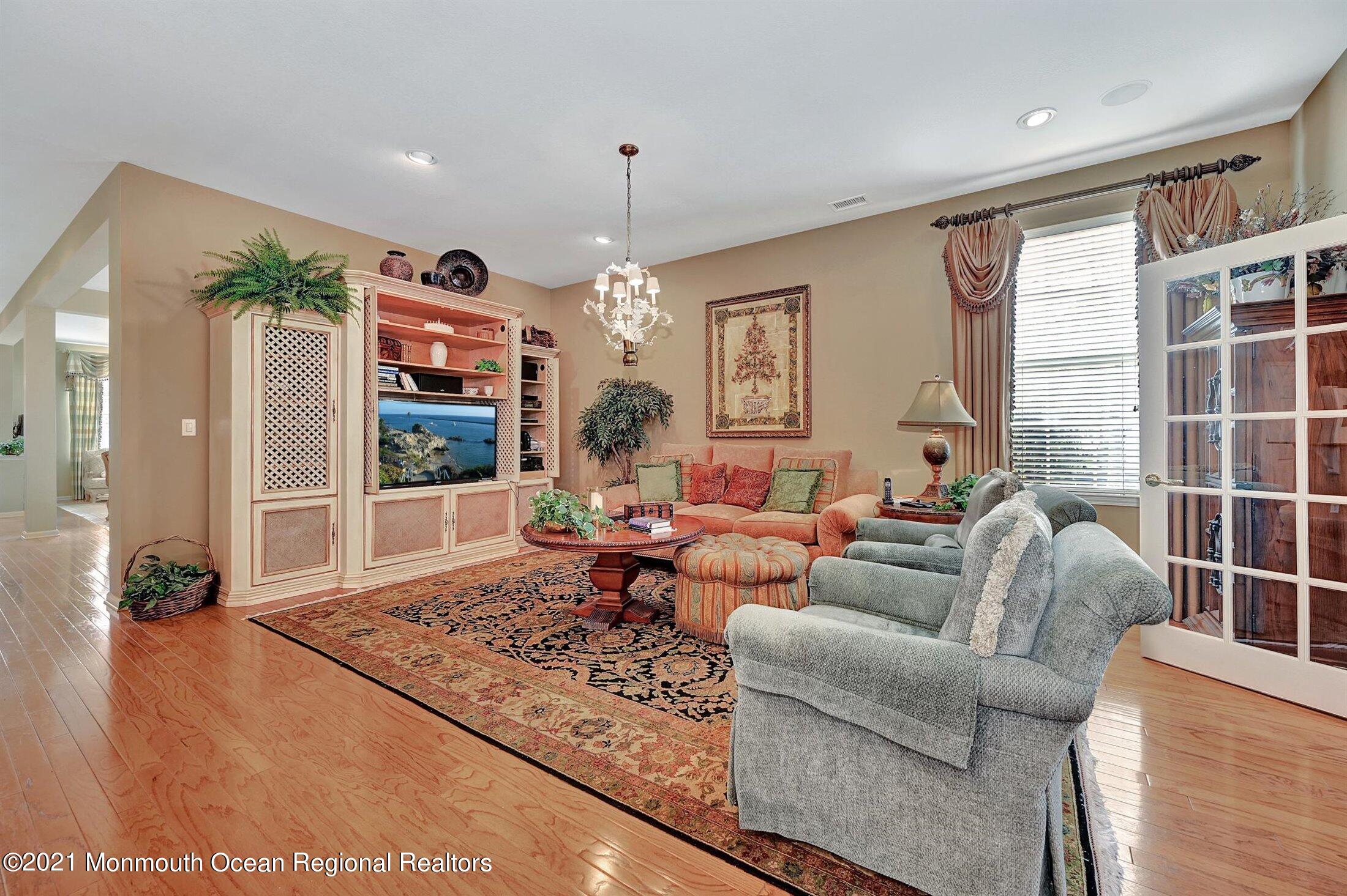 41 Portchester Drive Jackson NJ 08527