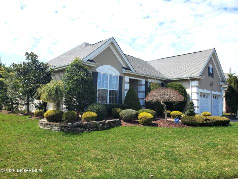 41 Portchester Drive Jackson NJ 08527