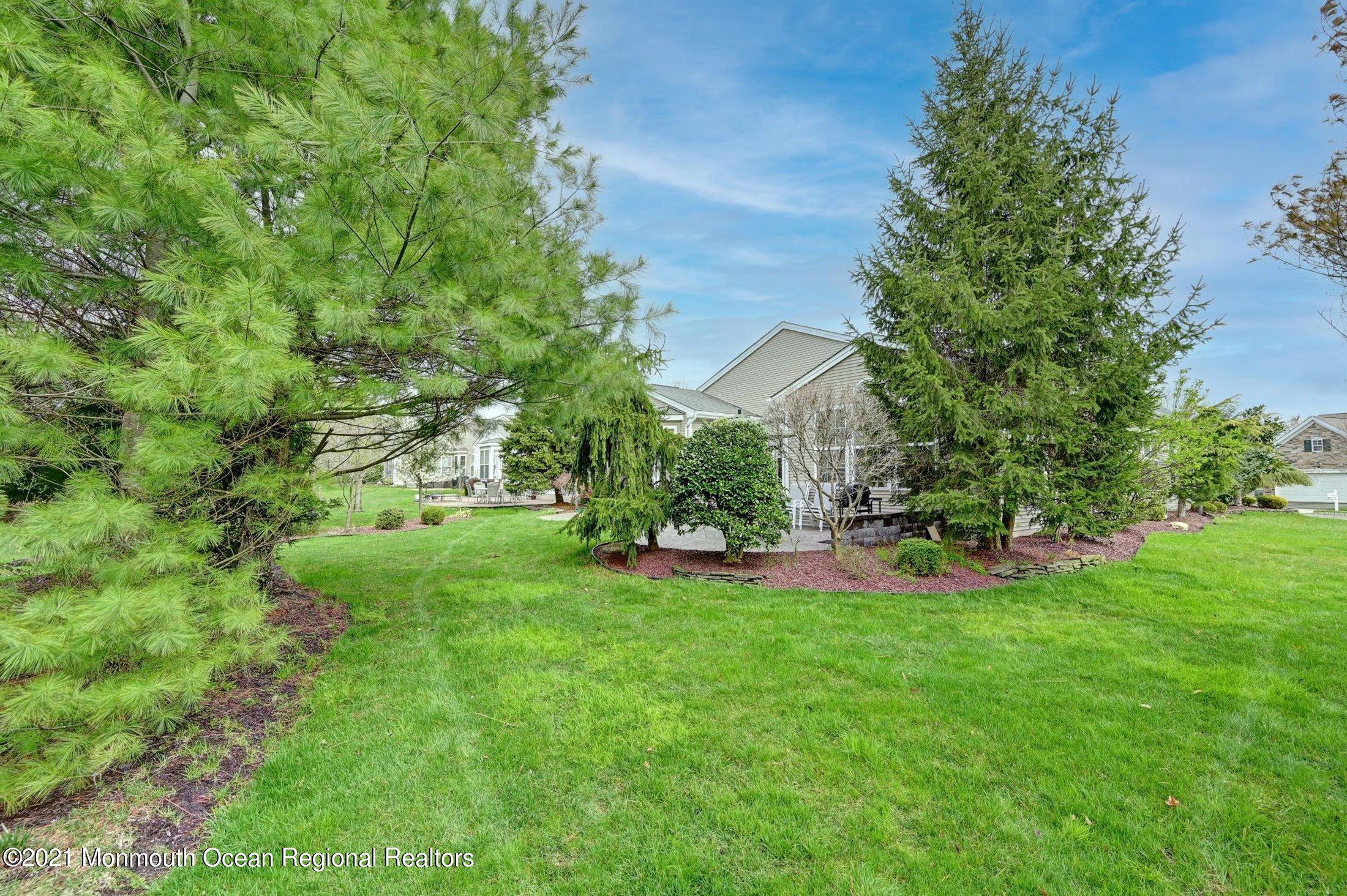 41 Portchester Drive Jackson NJ 08527