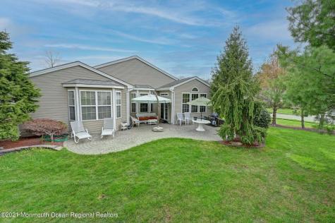 41 Portchester Drive Jackson NJ 08527