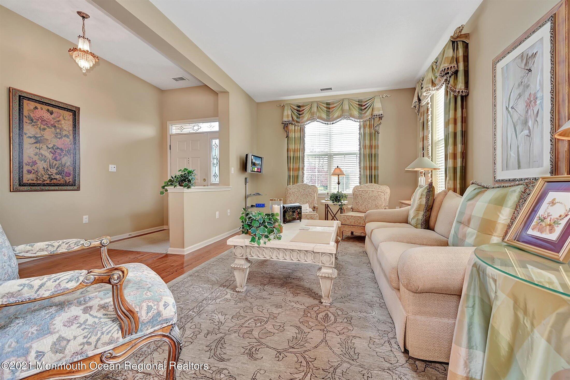 41 Portchester Drive Jackson NJ 08527
