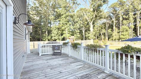 340 Railroad Avenue West Creek NJ 08092