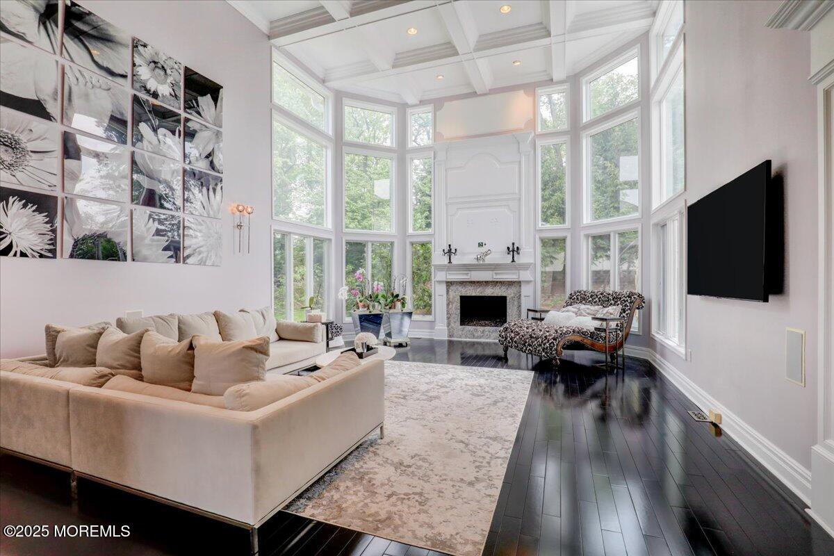 11 Hemingway Court Morganville NJ 07751