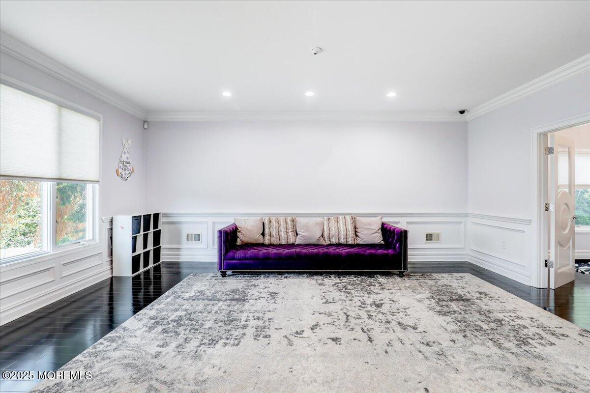 11 Hemingway Court Morganville NJ 07751