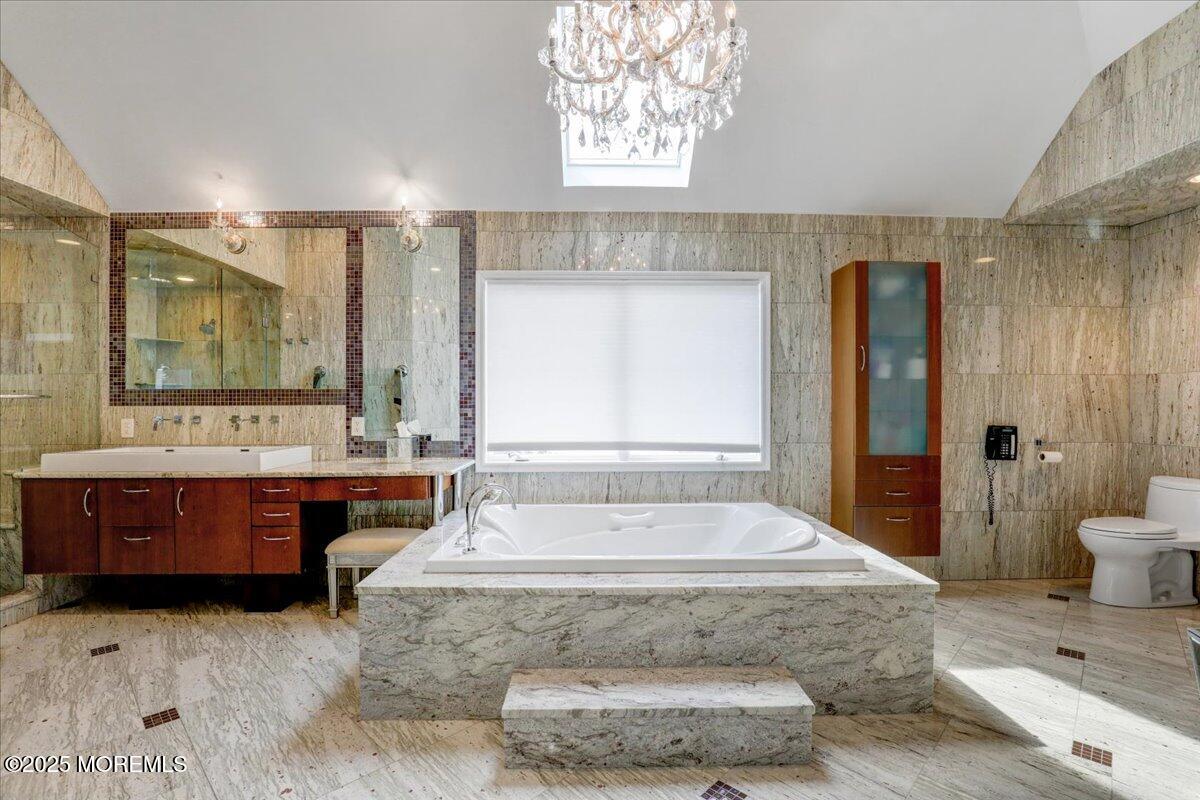 11 Hemingway Court Morganville NJ 07751