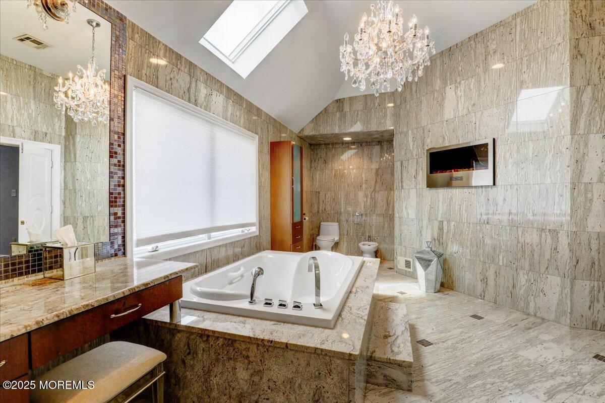 11 Hemingway Court Morganville NJ 07751