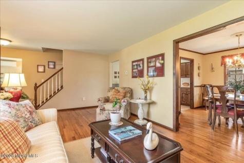 881 Utah Drive Toms River NJ 08753