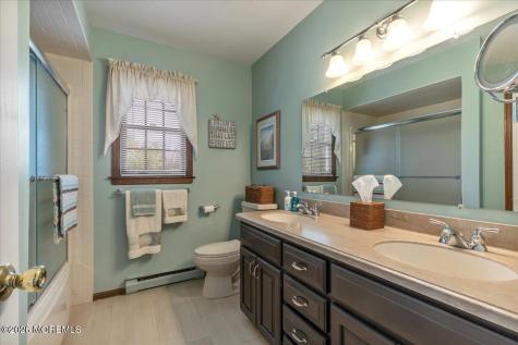 881 Utah Drive Toms River NJ 08753
