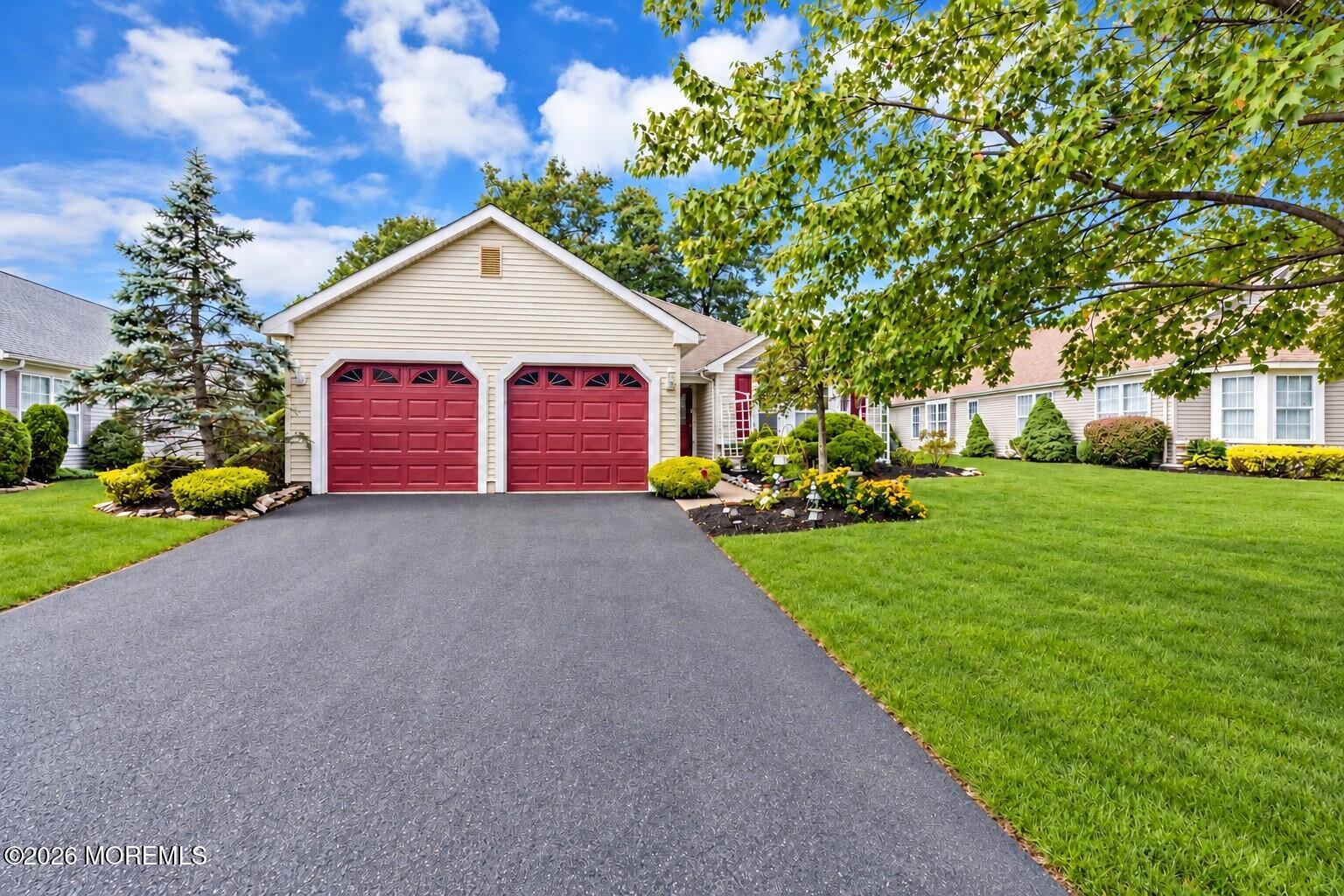 87 Skyline Drive Lakewood NJ 08701
