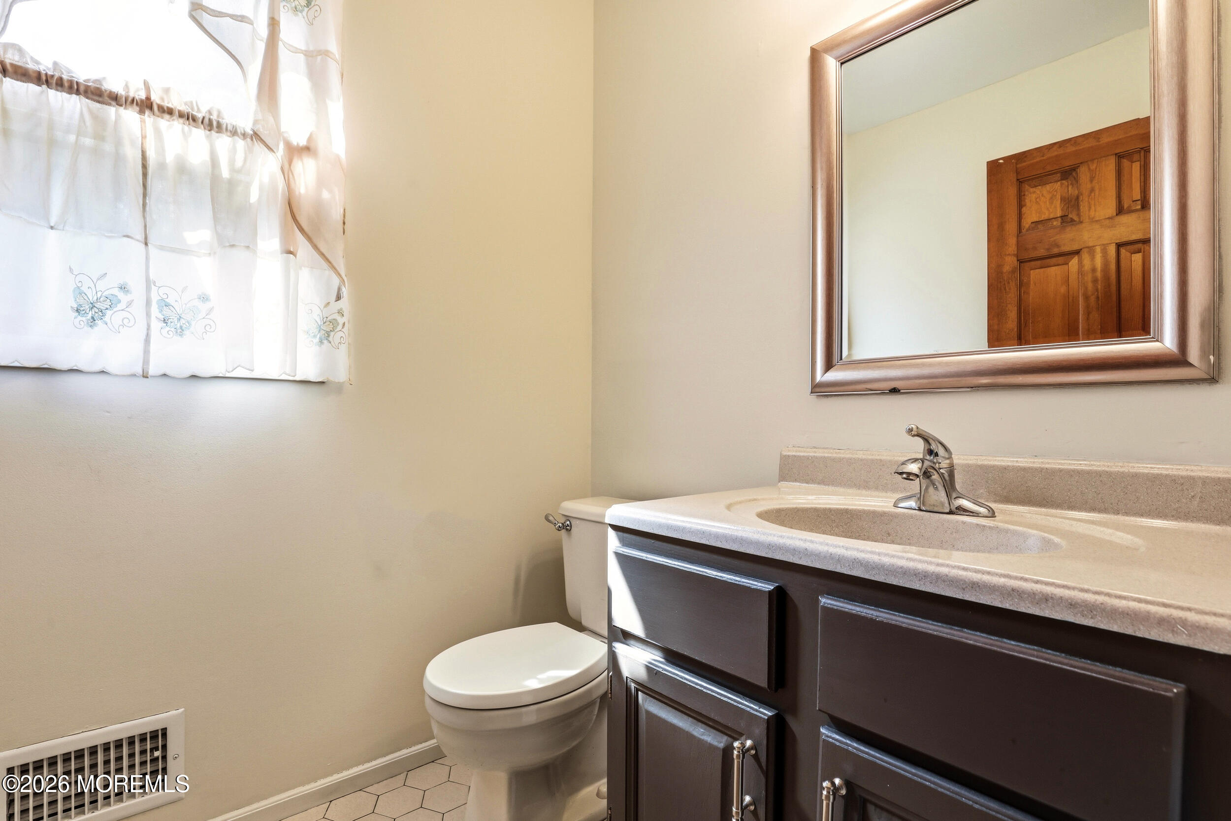 23 Jenny Lane Jackson NJ 08527