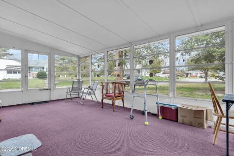 25 Gardenia Way Toms River NJ 08755