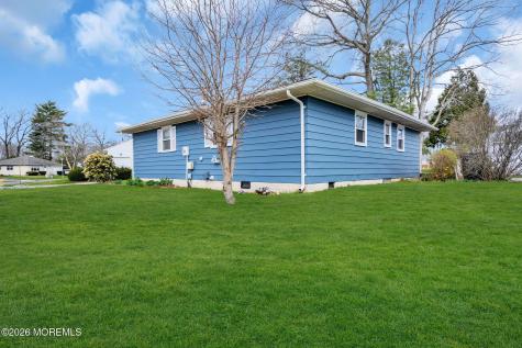 25 Gardenia Way Toms River NJ 08755