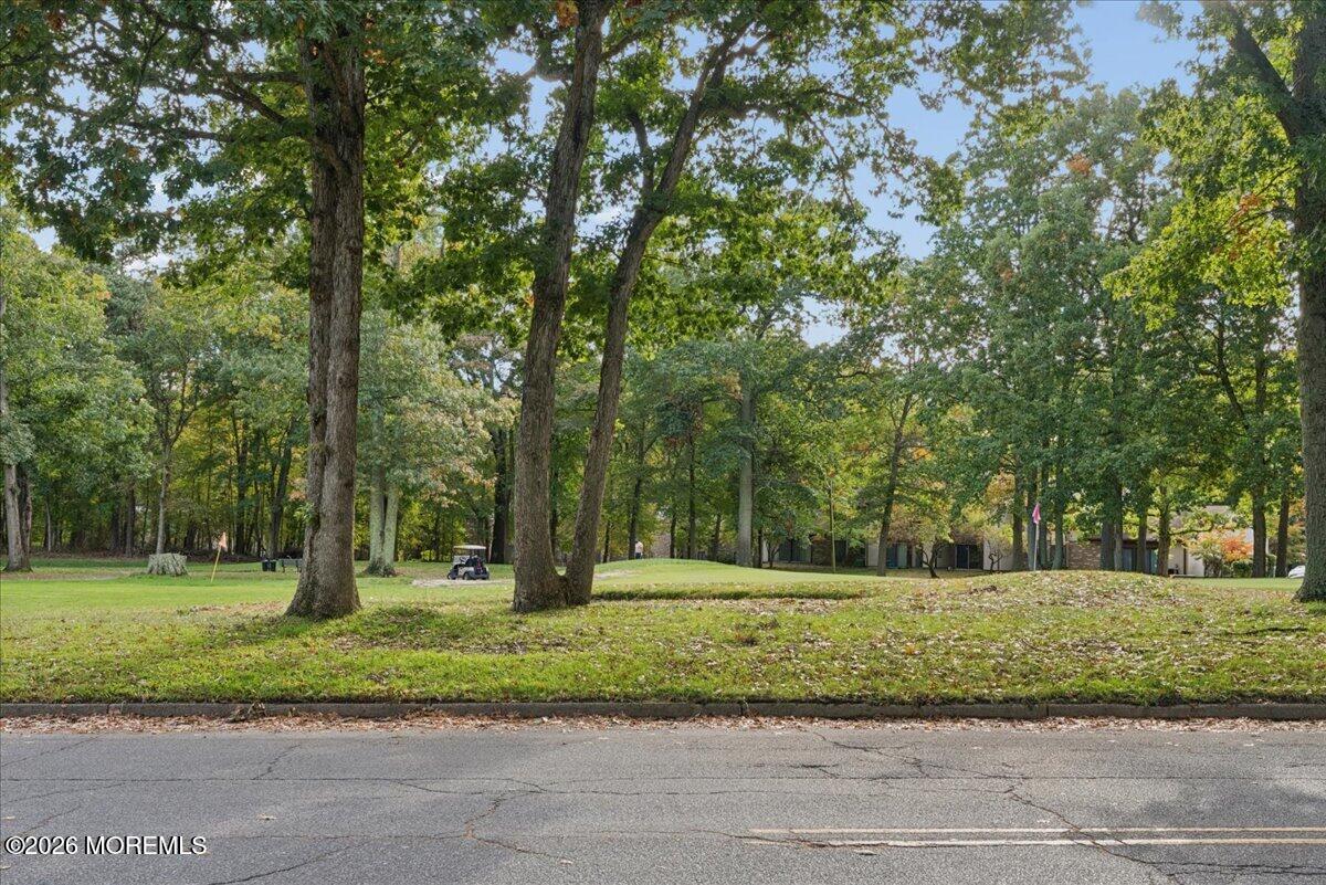 127 Amberly Drive Manalapan NJ 07726