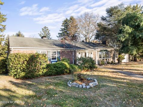 2 Deercrest Drive Holmdel NJ 07733