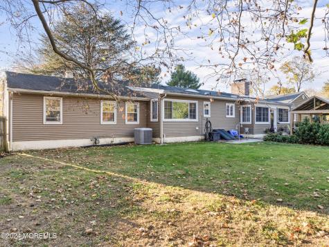 2 Deercrest Drive Holmdel NJ 07733