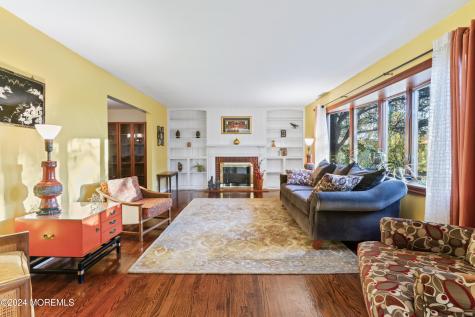 2 Deercrest Drive Holmdel NJ 07733