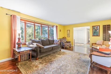 2 Deercrest Drive Holmdel NJ 07733