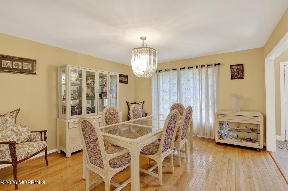 6 Kimberly Court Manalapan NJ 07726