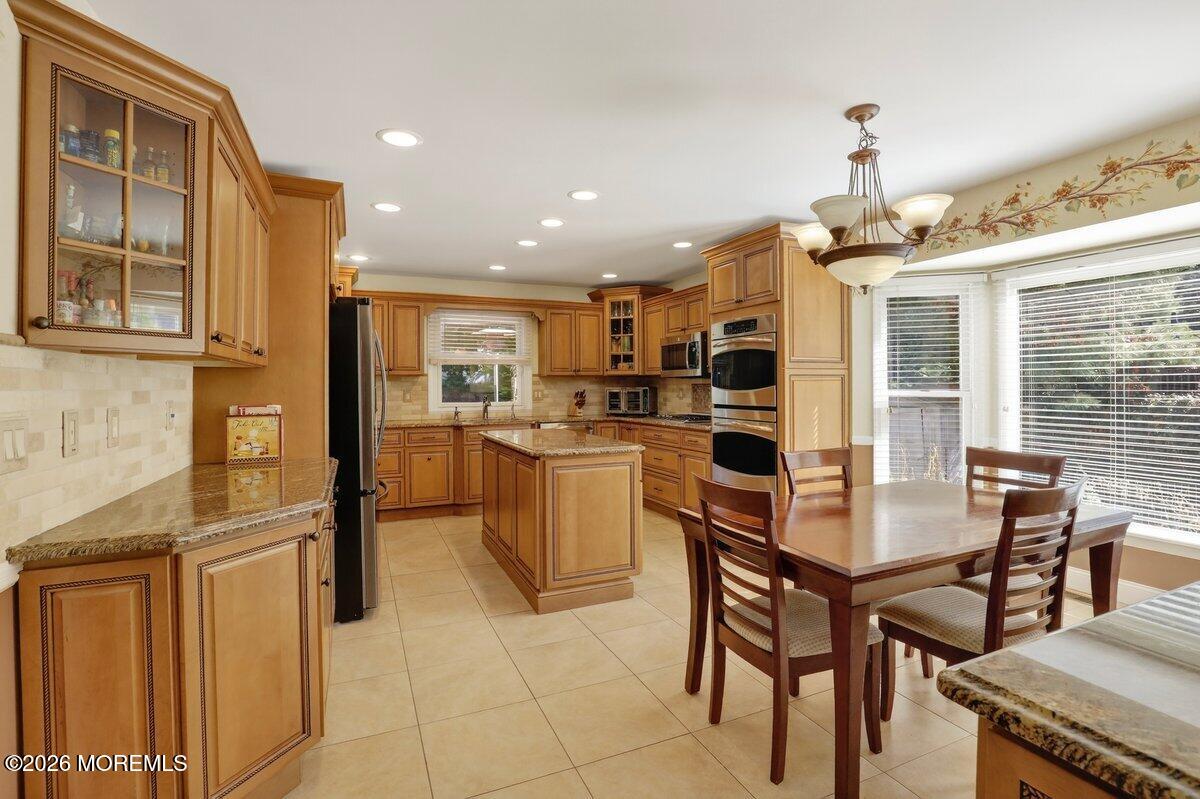 6 Kimberly Court Manalapan NJ 07726