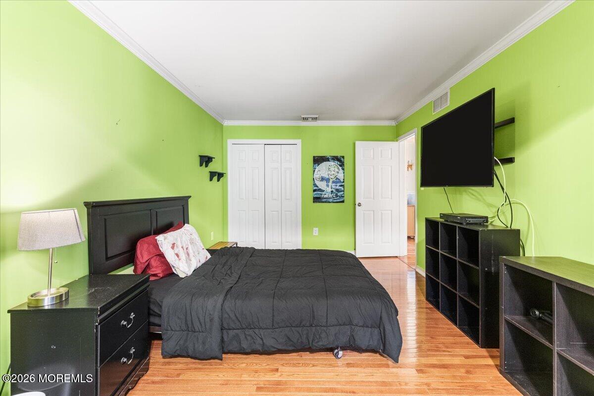 8 Grover Court Jackson NJ 08527