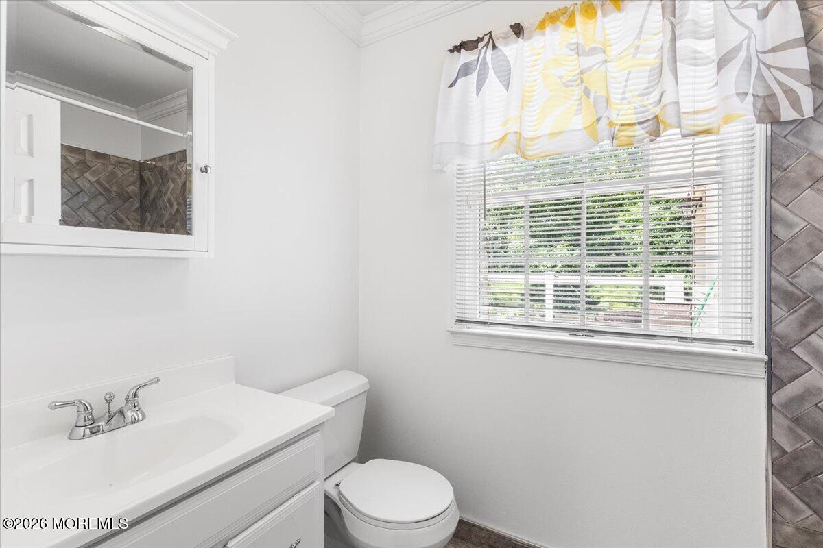 8 Grover Court Jackson NJ 08527