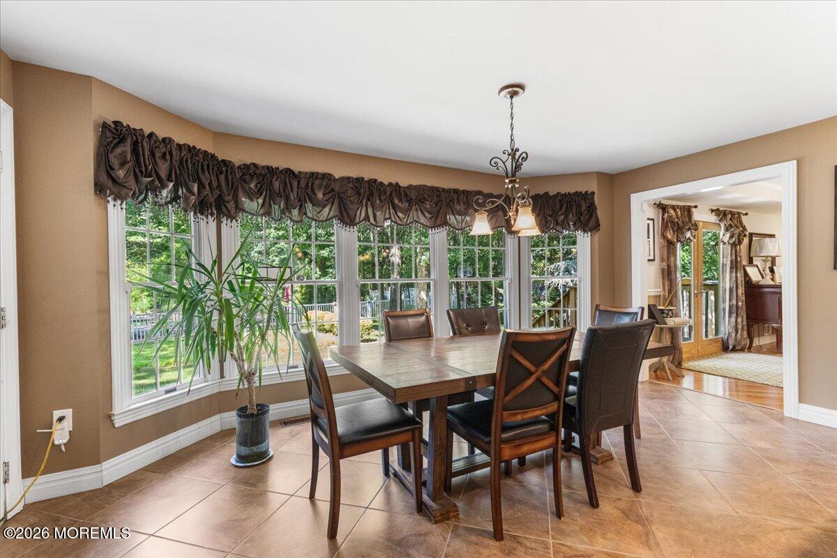 8 Grover Court Jackson NJ 08527