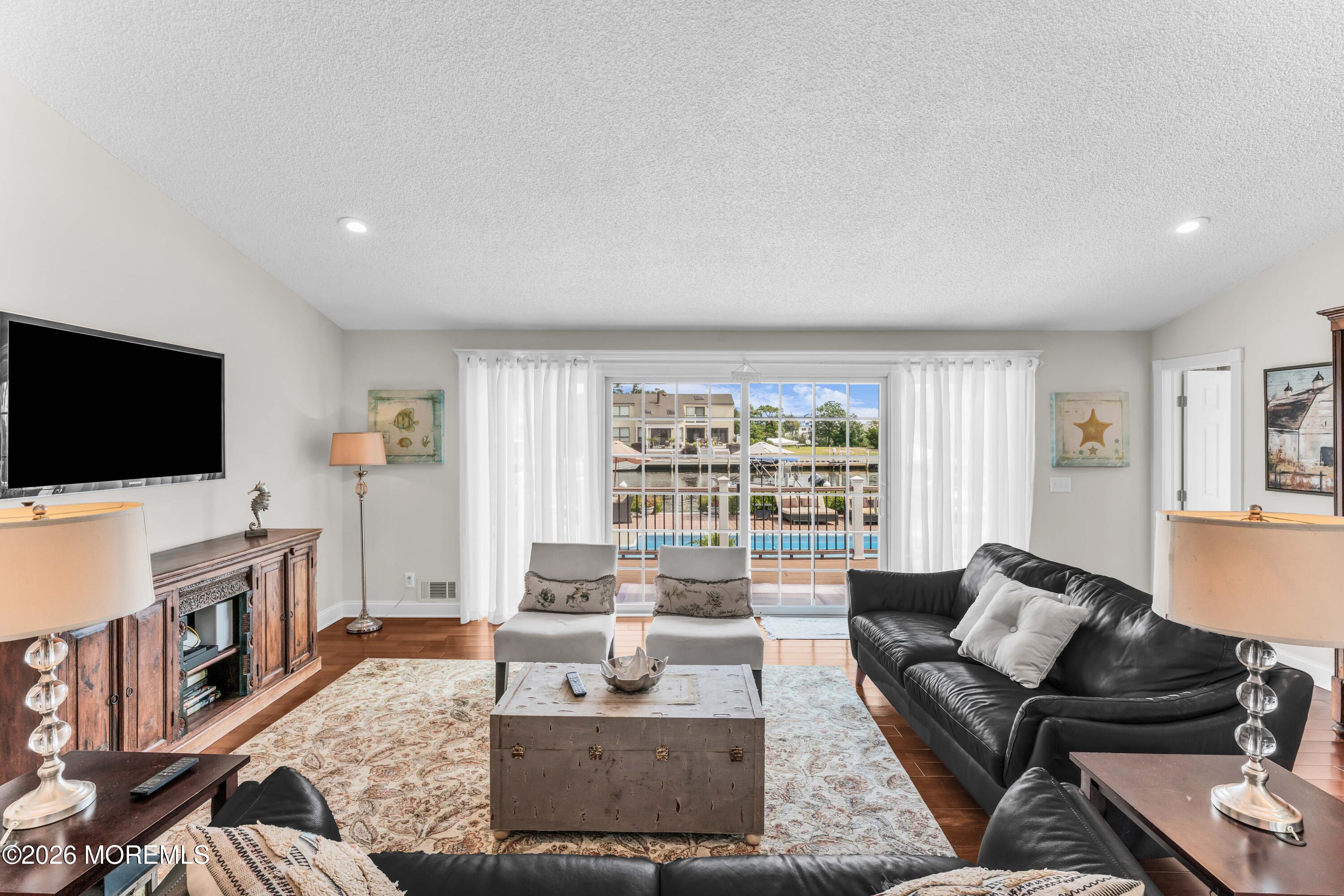 318 Aldo Drive Toms River NJ 08753