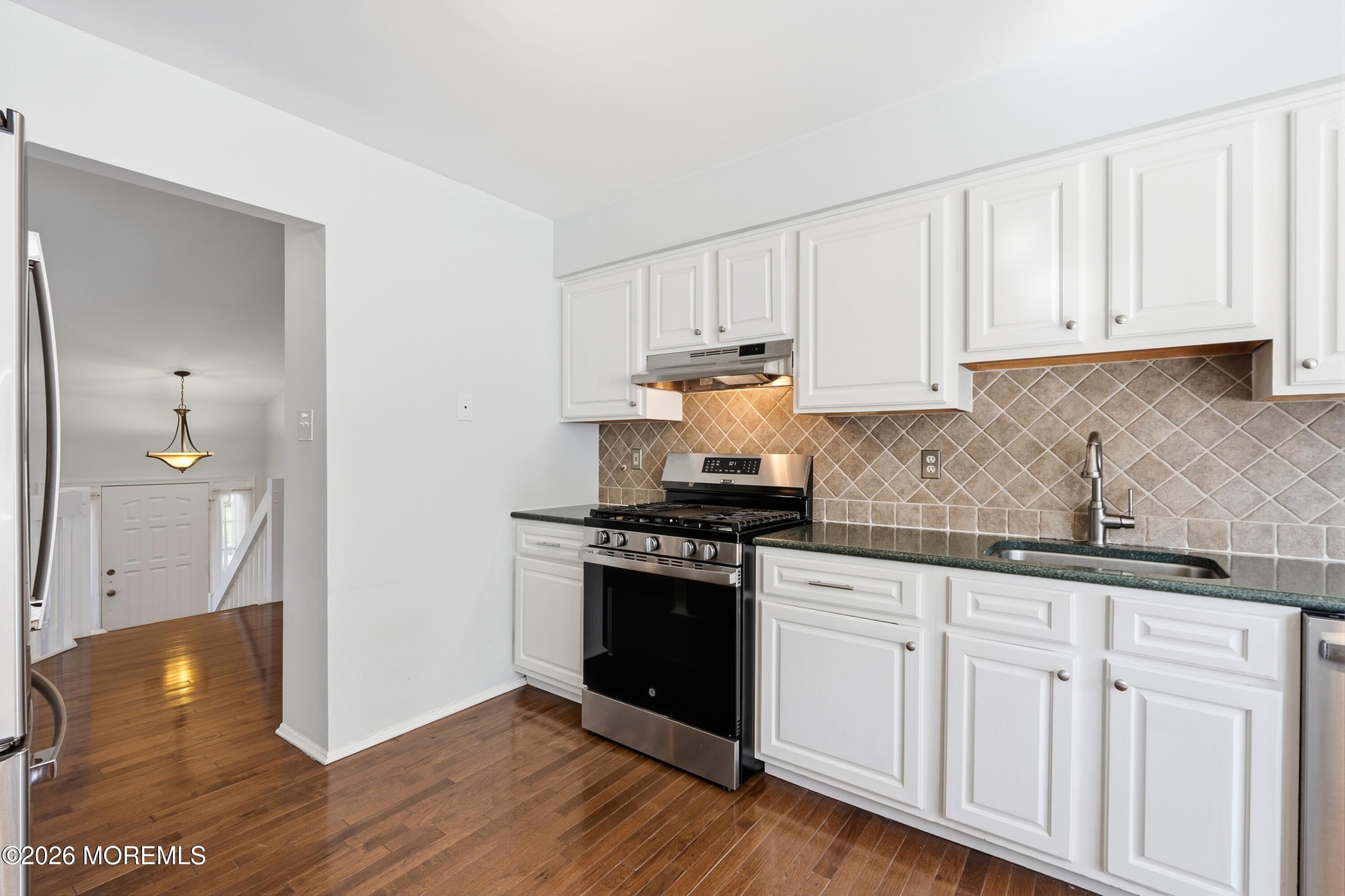 2 Honey Locust Lane Howell NJ 07731