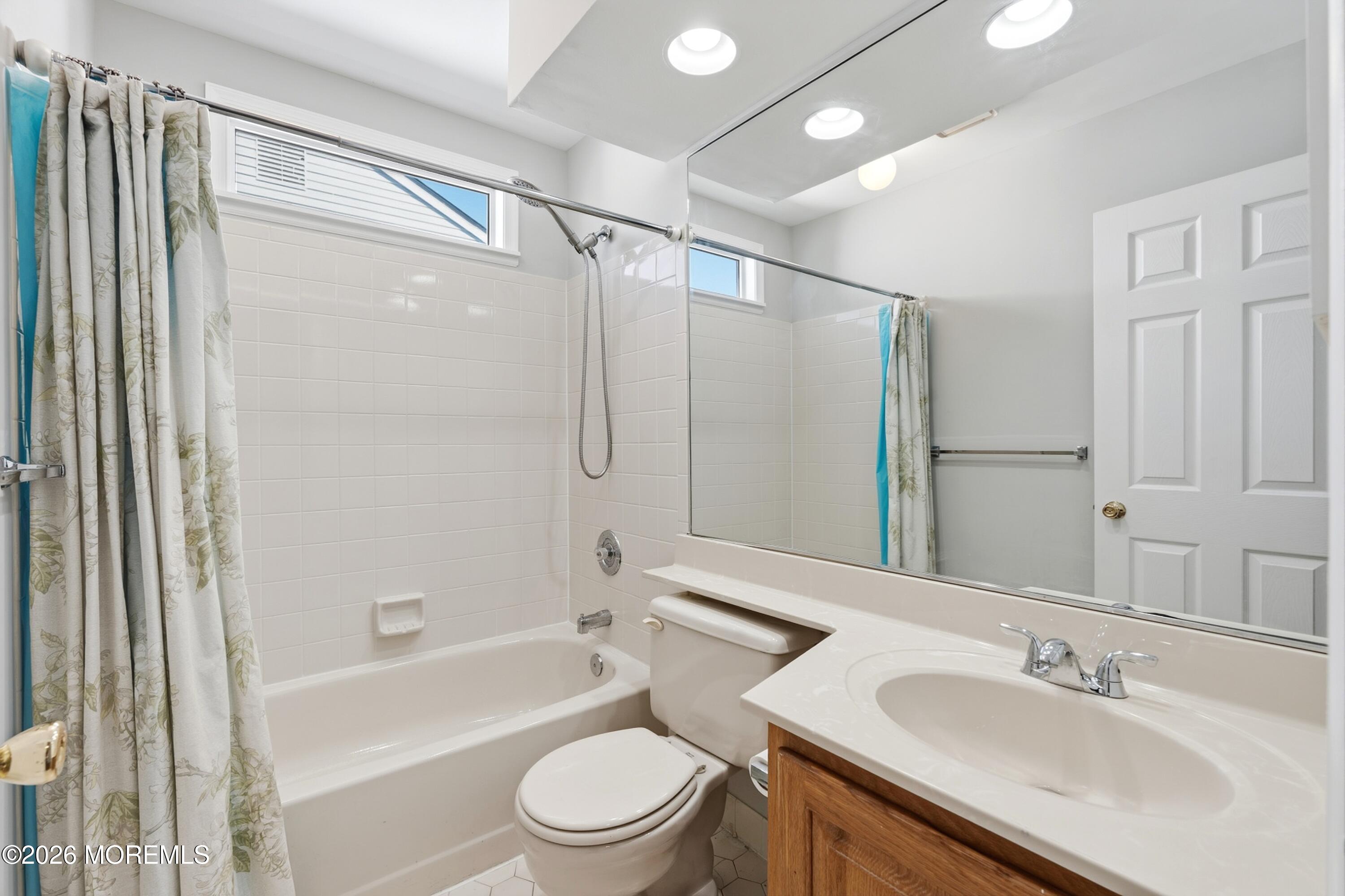 2 Honey Locust Lane Howell NJ 07731