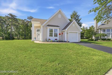 10 Deer Lake Court Barnegat NJ 08005