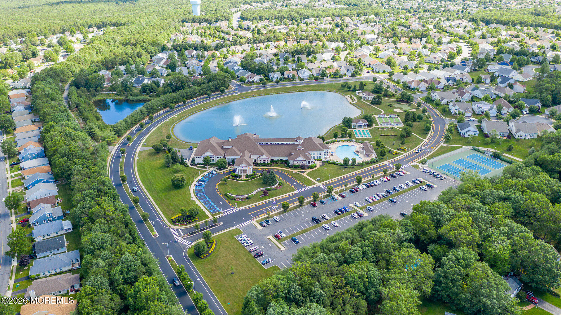 10 Deer Lake Court Barnegat NJ 08005