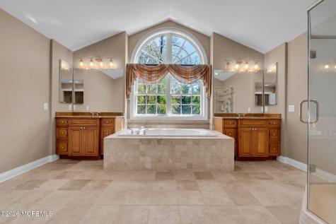 2 Whipple Way Marlboro NJ 07746