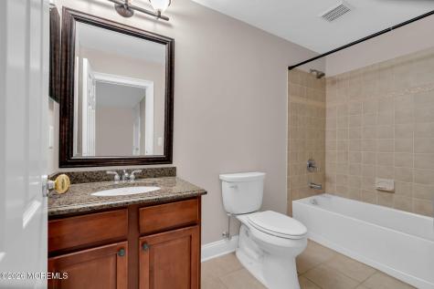 2 Whipple Way Marlboro NJ 07746