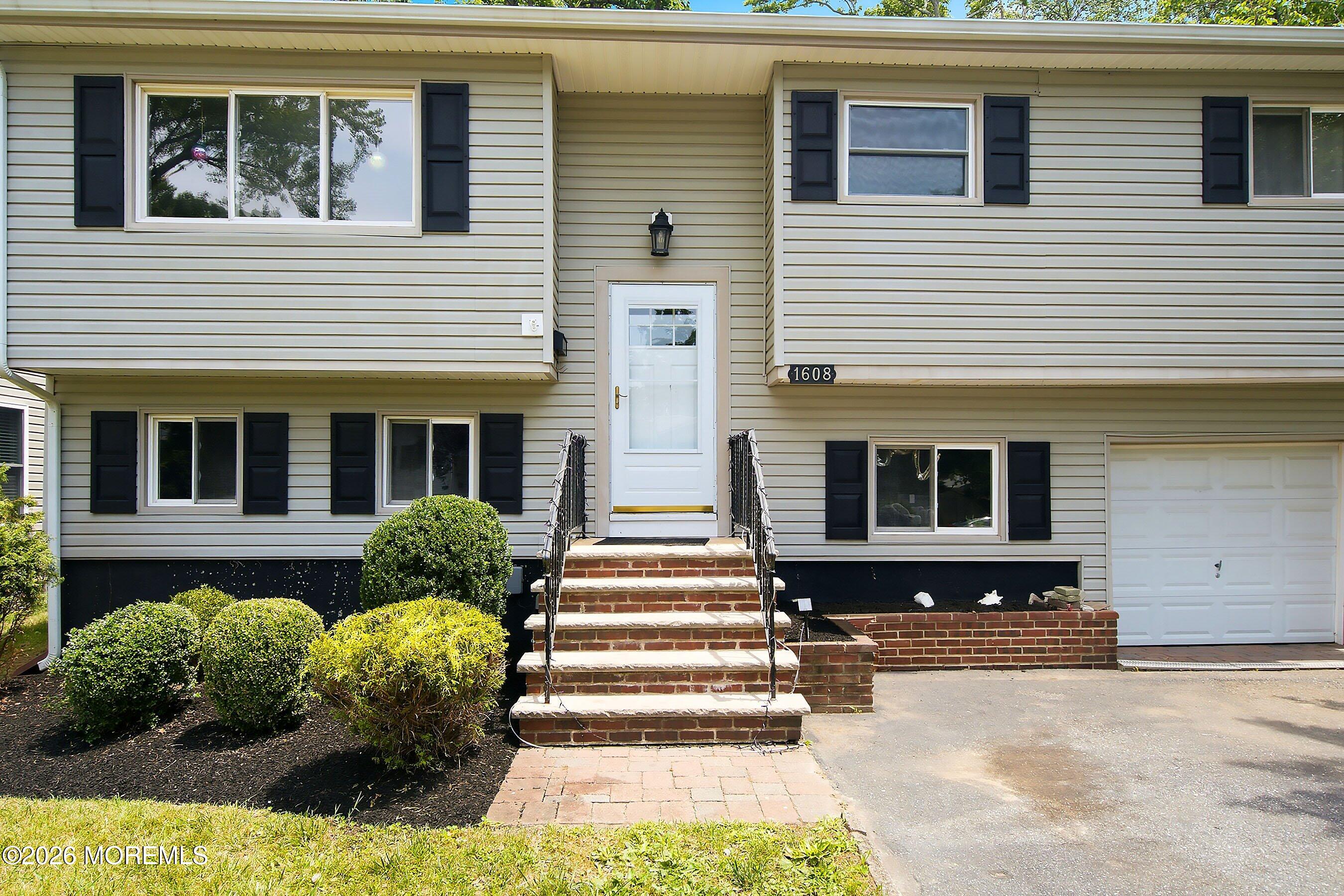 1608 Oakwood Road Belmar NJ 07719