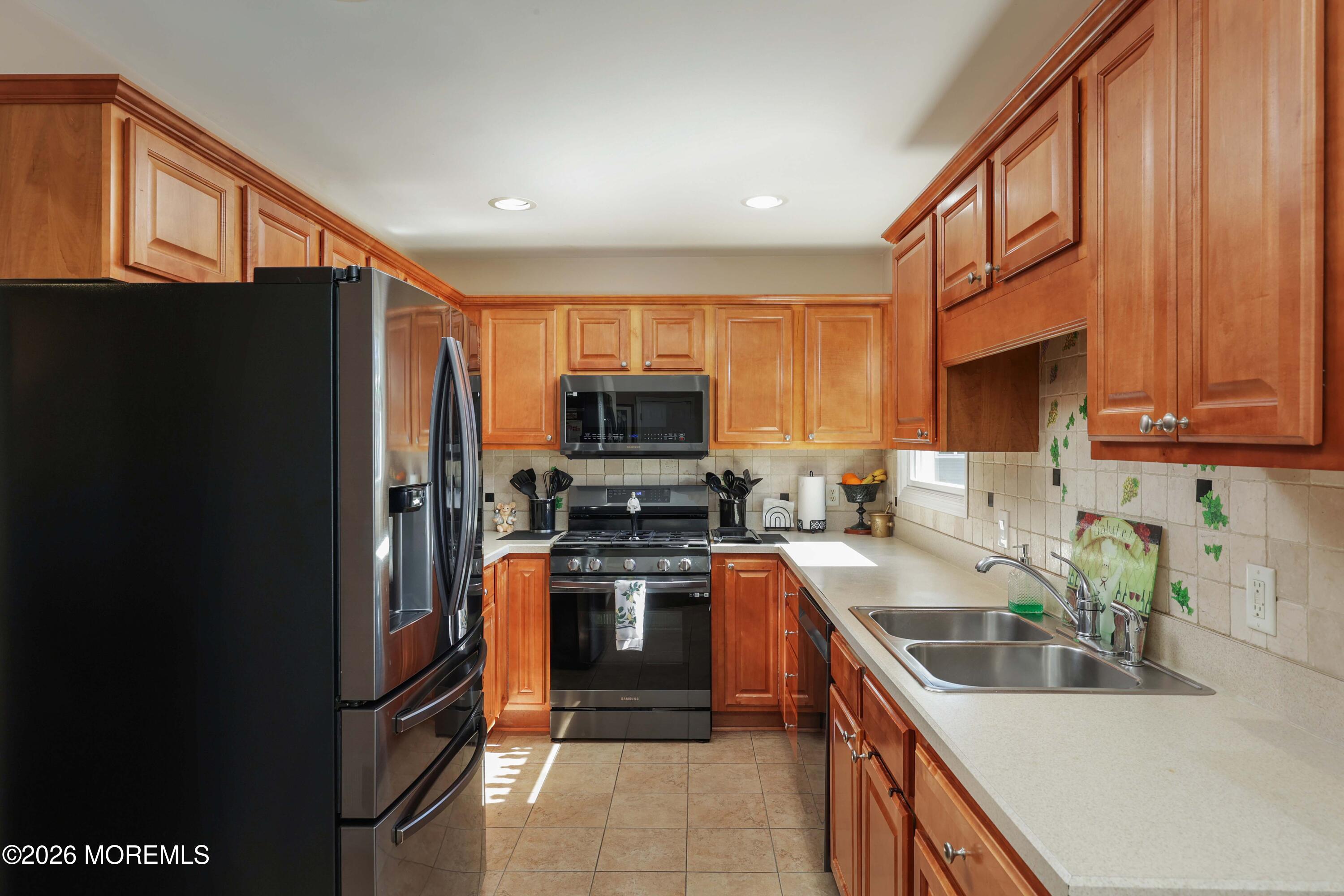 275 N 5th Avenue Long Branch NJ 07740
