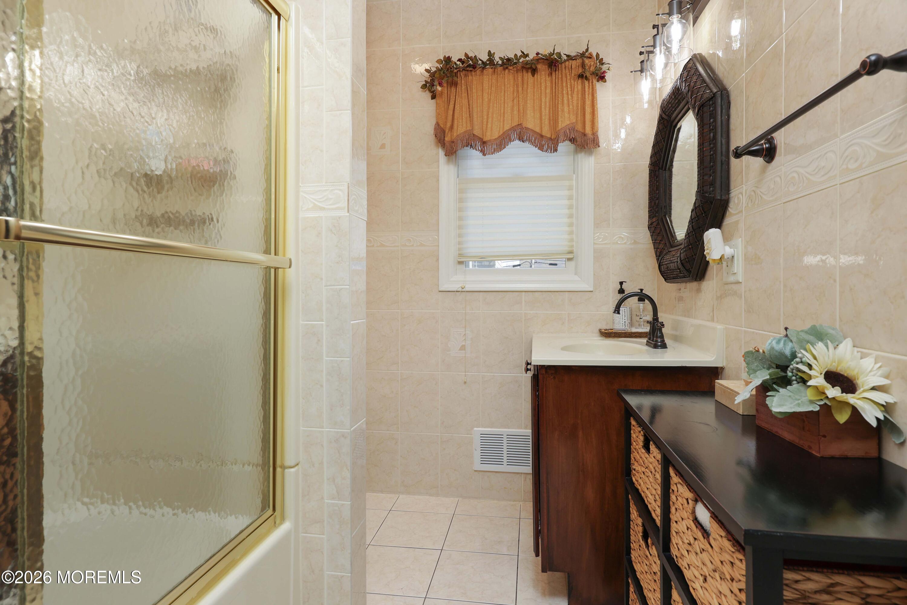 275 N 5th Avenue Long Branch NJ 07740