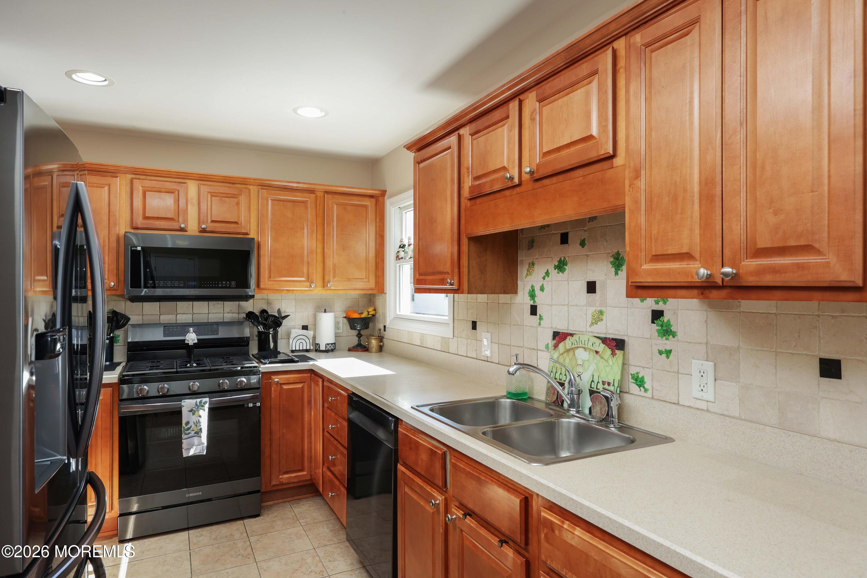 275 N 5th Avenue Long Branch NJ 07740