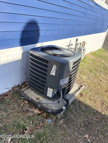17 Roberts Road Toms River NJ 08755